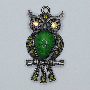 Green Owl Pendant, gray color, green rhinestone, shiny crystals details